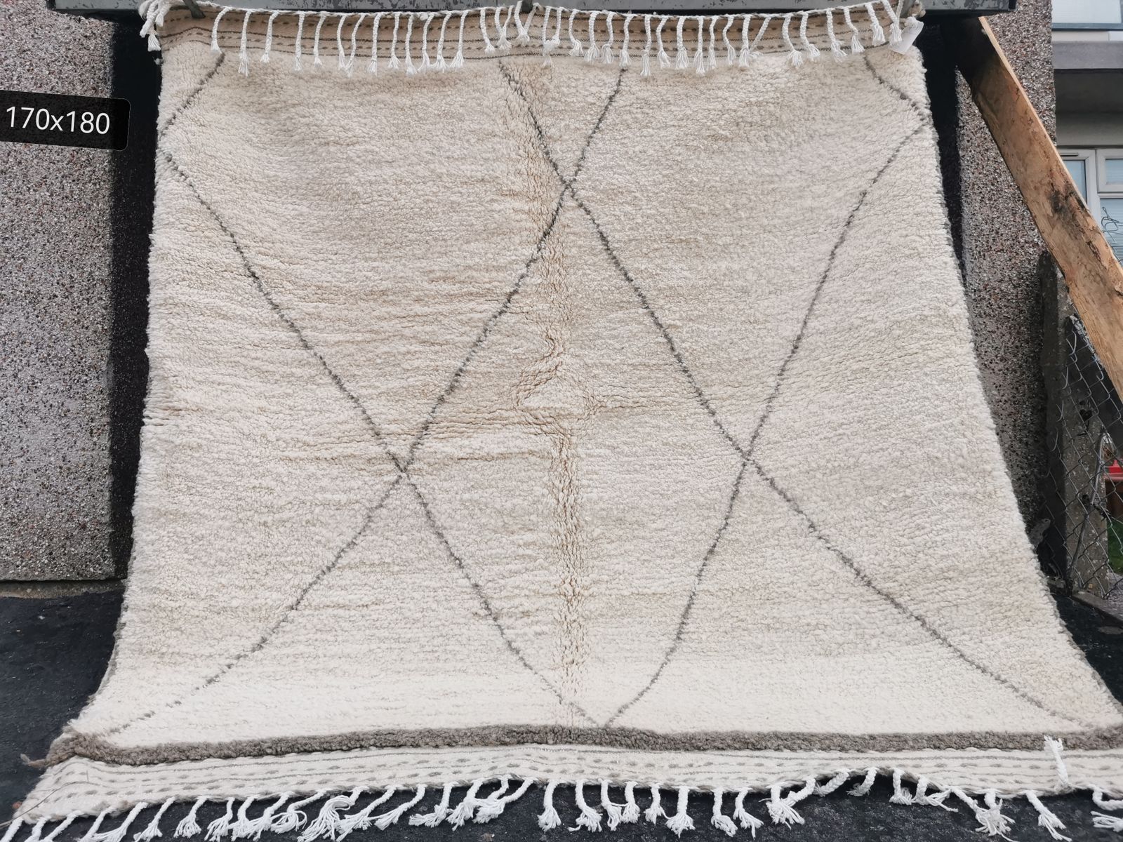 No Custom Fee. Large Cream Handmade Moroccan Beni Ouarain Rug Berber Carpet. Natural Wool 170x180 photo buy