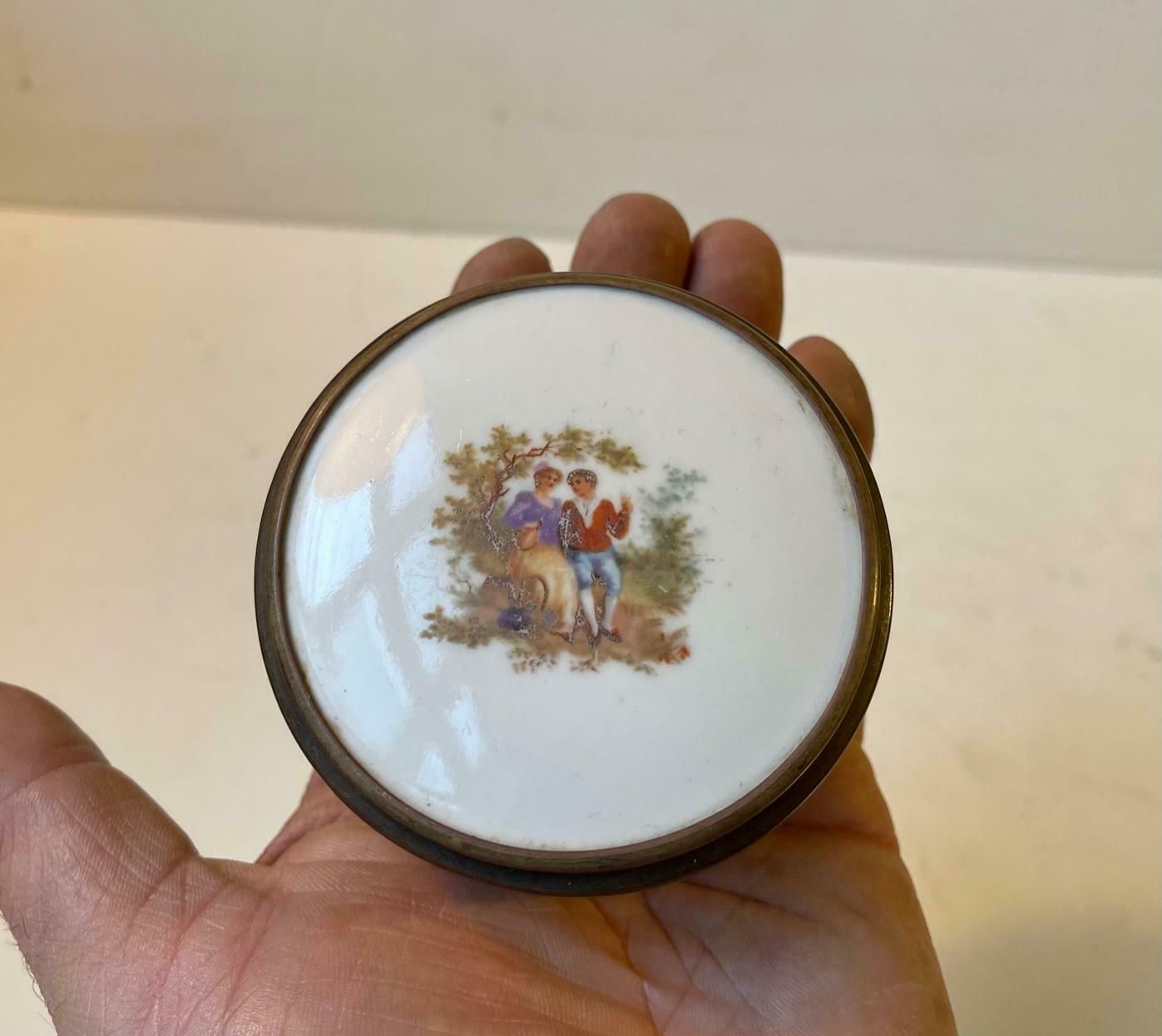 Antique French Powder Trinket In Hand Painted Porcelain & Glass photo furniture