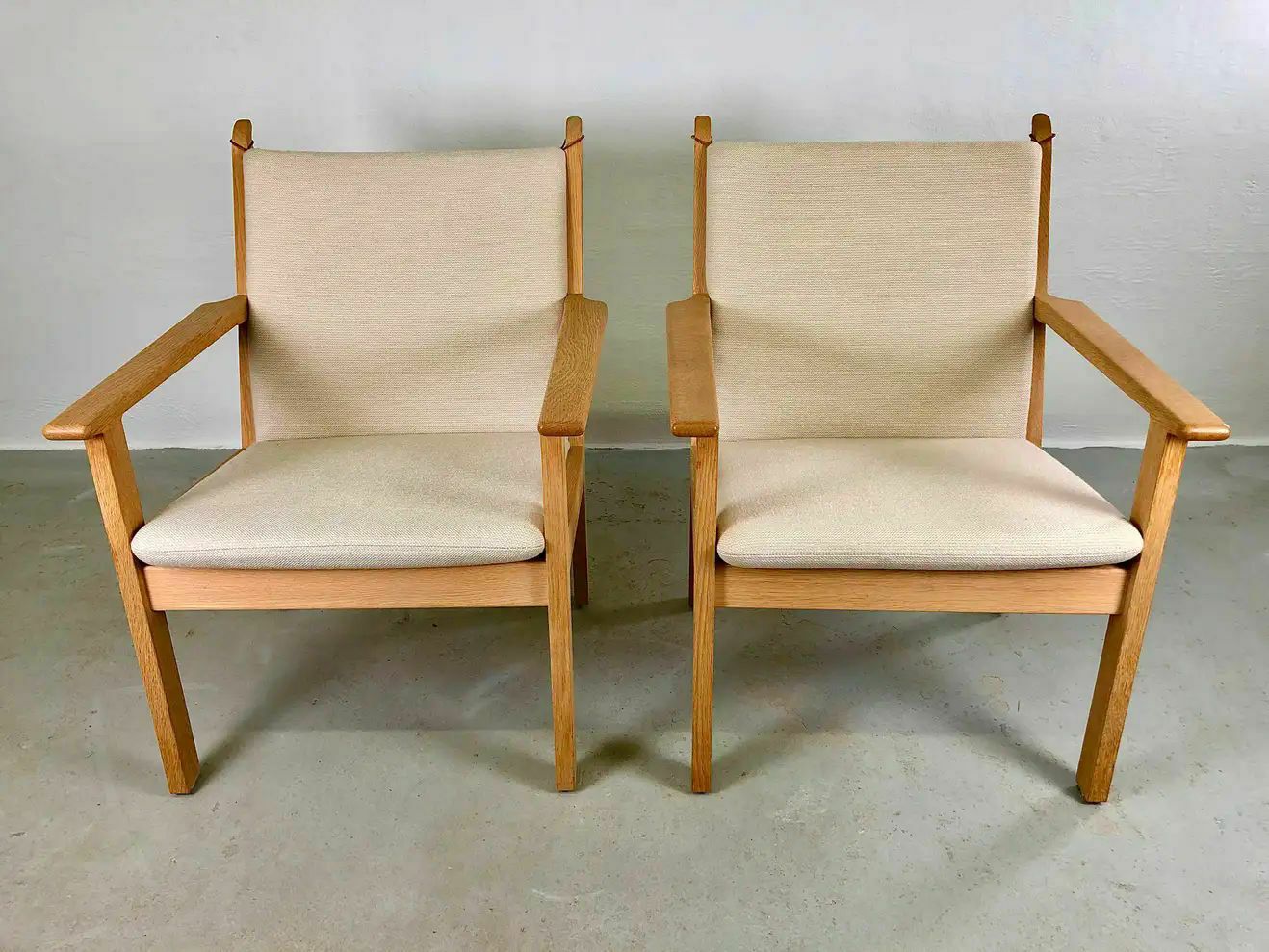 Danish Hans J. Wegner Set Of Two Lounge Chairs In Oak And Fabric By Getama photo furniture