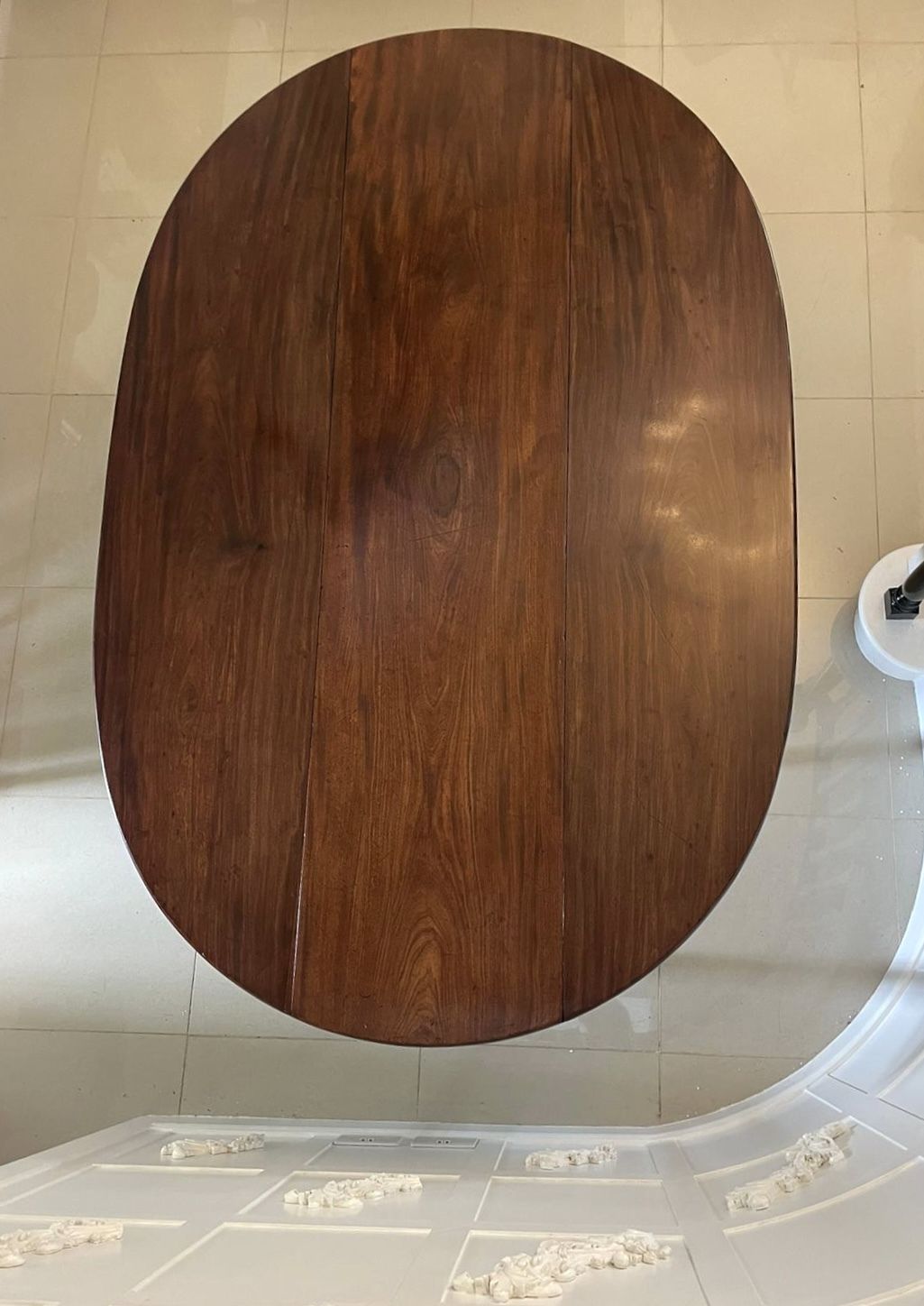 photo vinterior Outstanding Quality Large Antique Irish Mahogany Dining Table H 72 X D 151 X W 235cm
