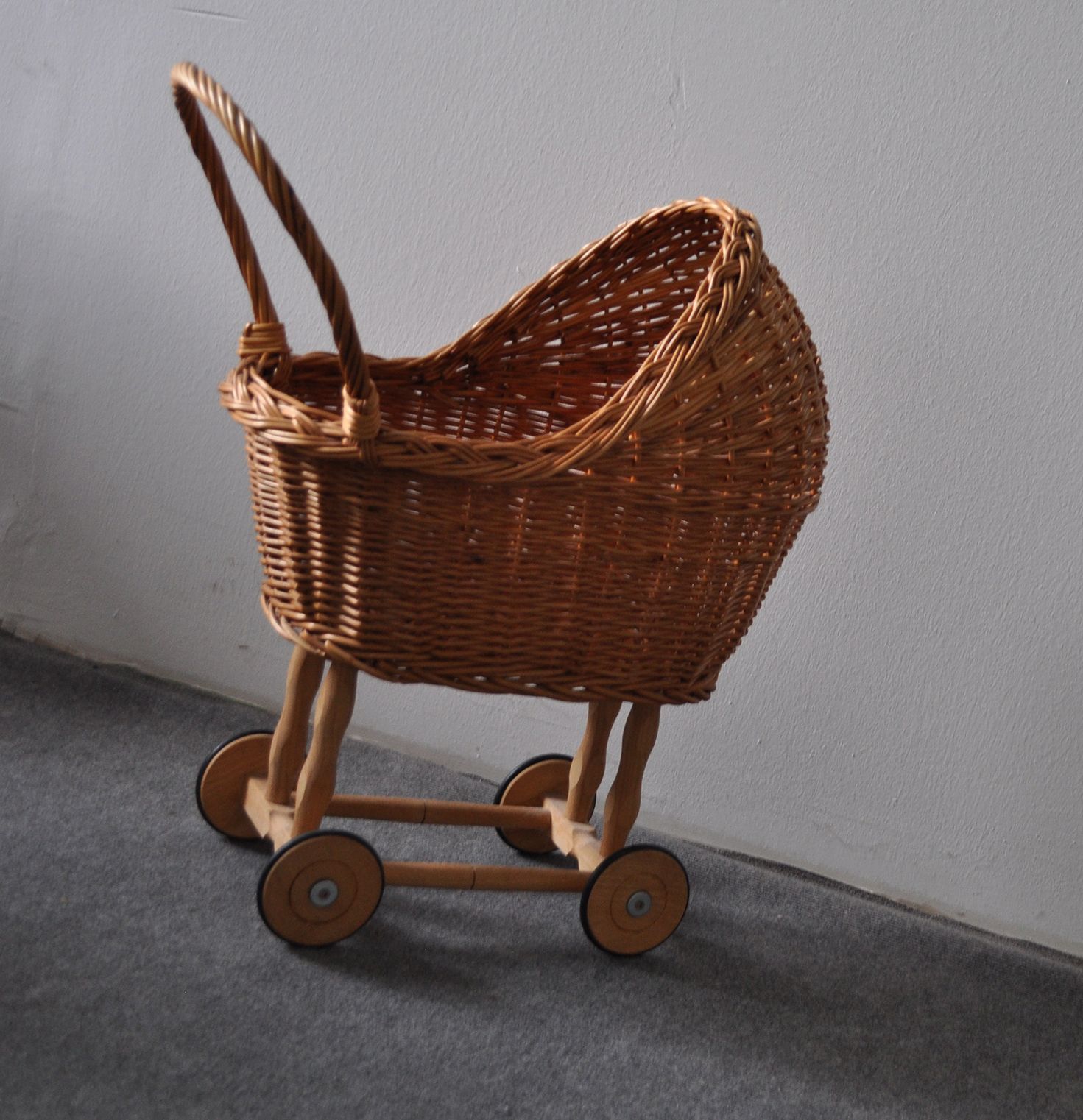 Wicker Toy Pram, 1900s, Antique photo furniture