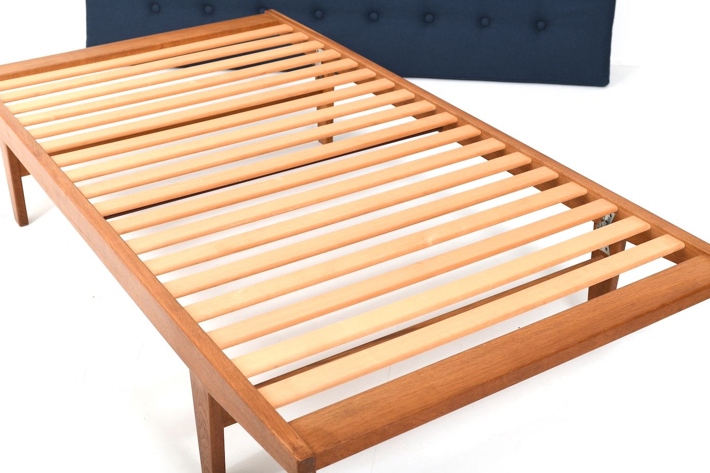 photo for sale Large Daybed H9 By Poul Volther For Fdb / New Upholstered