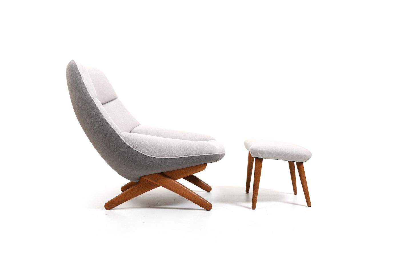 Illum Wikkelsø Lounge Chair Model 'Ml91' 1950s / New Upholstered! photo furniture