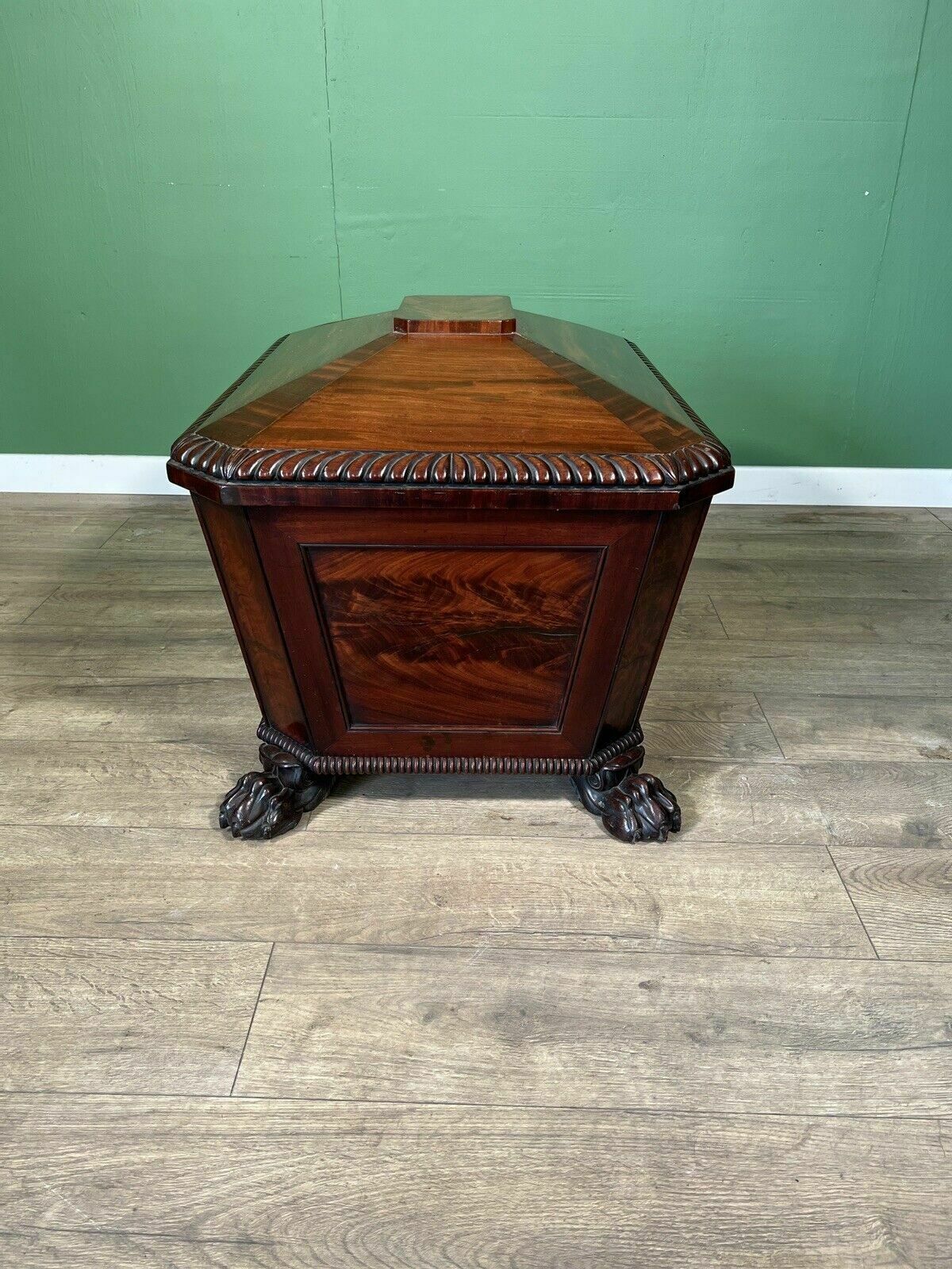 Home Decor A Very Impressive And Imposing Regency Mahogany Cellarette photo