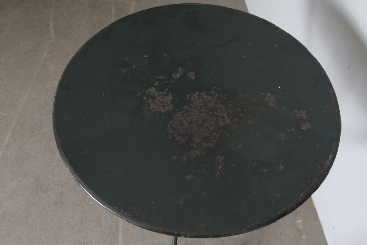 Antique Round Iron Table For Outdoor / Indoor Use In The 19th Century, Original Green Lacquer. photo Garden Furniture