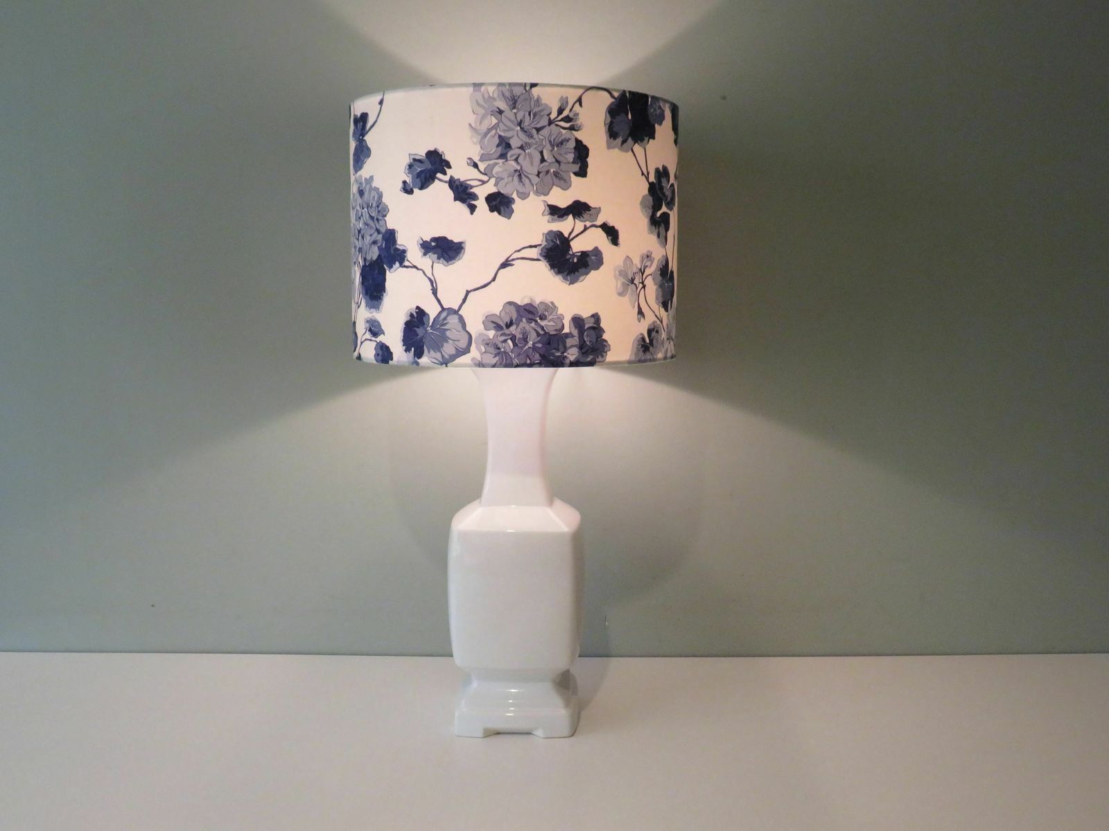 photo furniture Mid Century White Ceramic, Pagoda Shaped Table Lamp With New, Handmade Lampshade In Ralph Lauren Fabric.