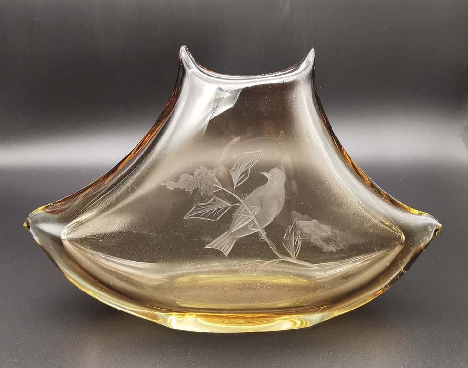 Fumè Bohemian Vase In Thick Glass With Engravings photo furniture