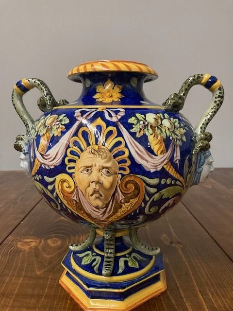 Antique Trilobed Majolica Vase Ginori 1860 With Festoons. Blue