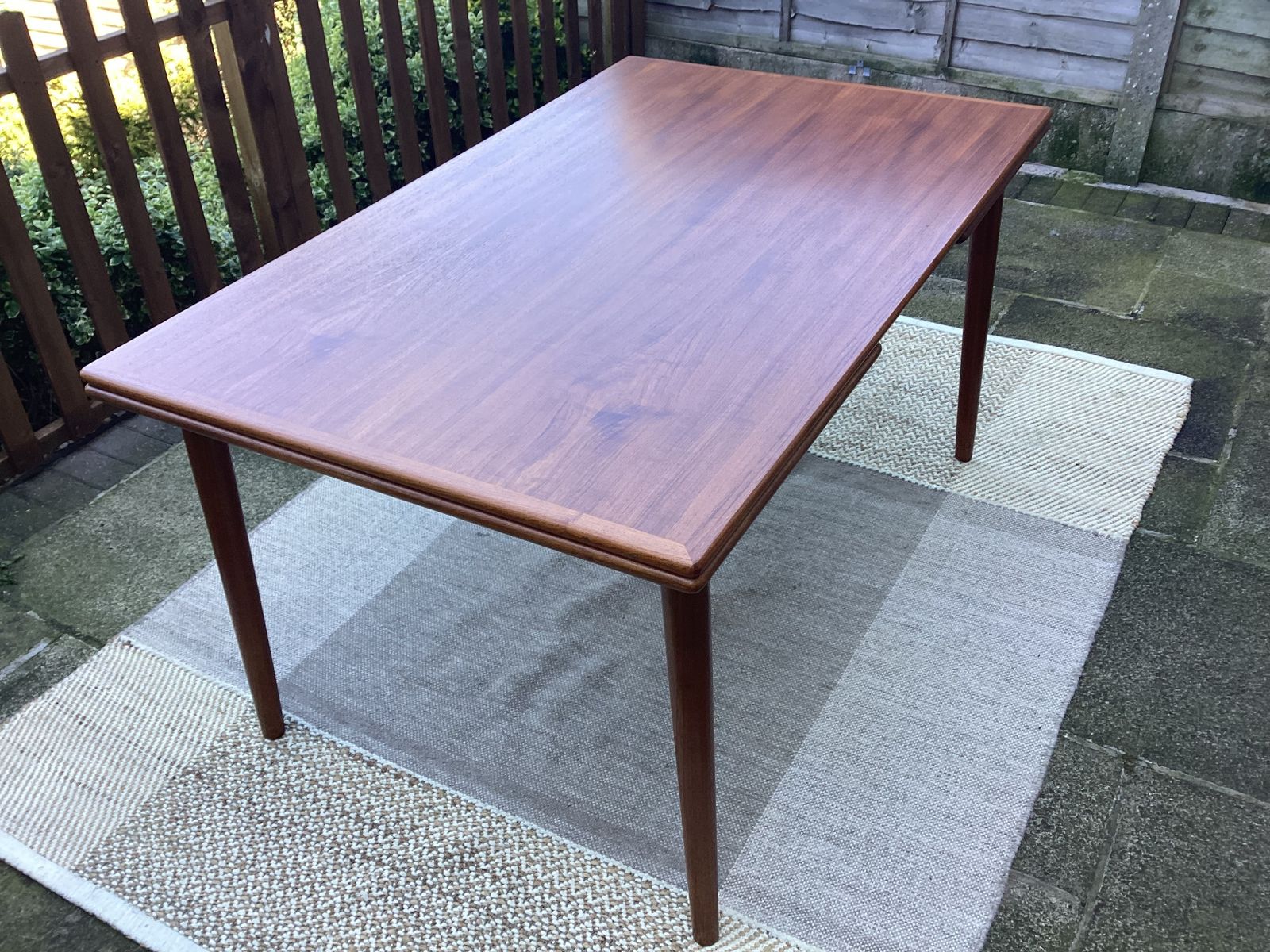 Mid Century Danish Teak Draw Leaf Dining Table | Vinterior