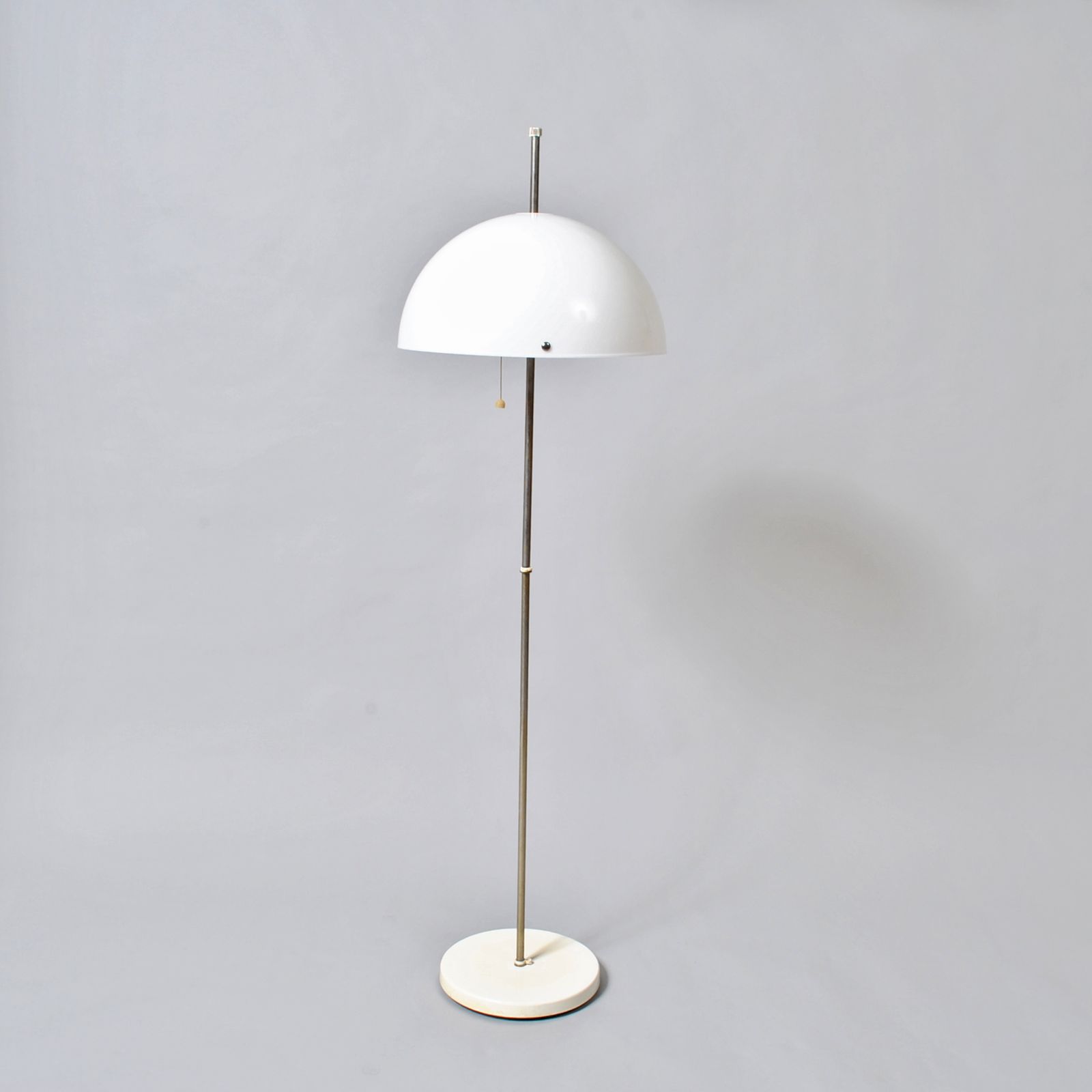 Postmodern Mushroom Floor Lamp, Fagerhult, Sweden White | Vinterior