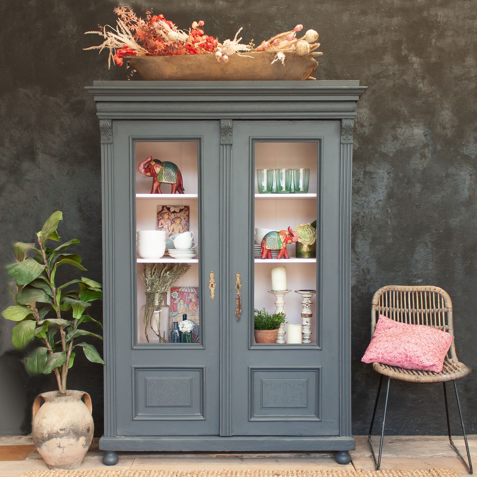 本棚・本収納 Antique Glass Door Cabinet Living Room Vintage Display Cabinet With Glass Doors | Vinterior