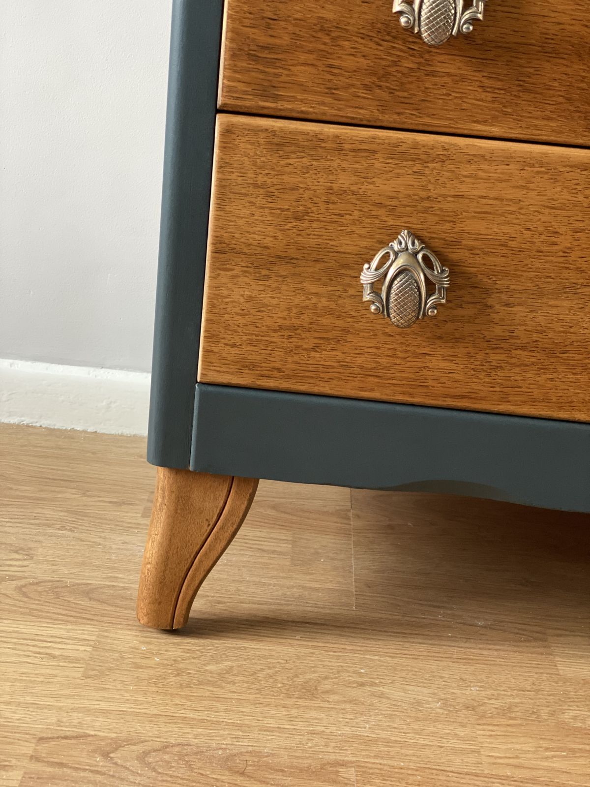 Harris Lebus Vintage Chest Of Drawers | Harris Lebus | Harris