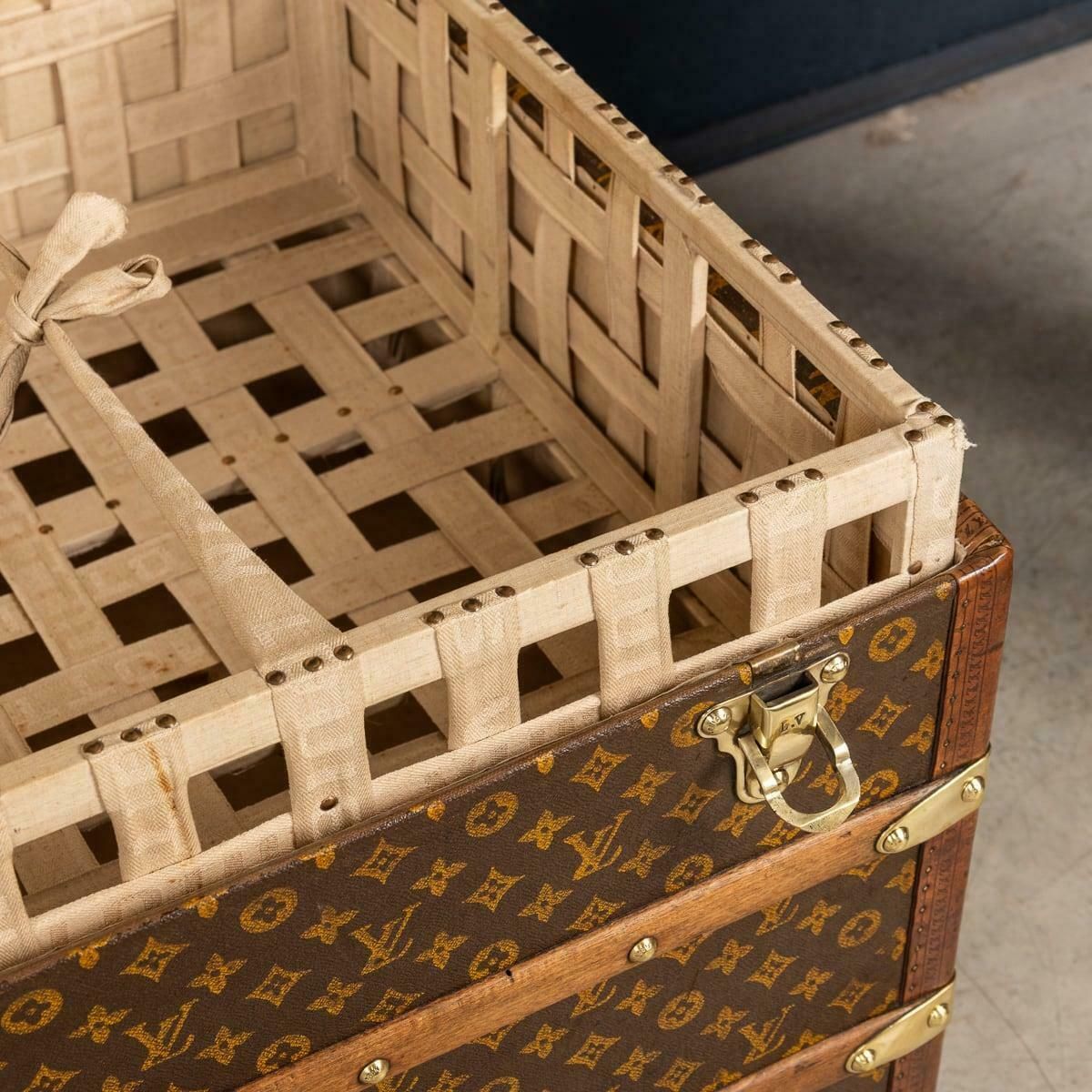 france antique -ベントウッドチェア- Antique 20th Century Louis Vuitton Trunk In Monogram Canvas