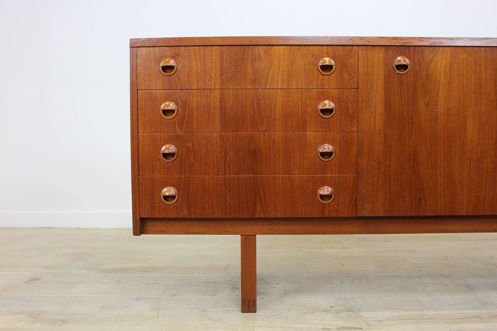 Scarce Dalescraft Stainforth Teak Sideboard 1966 | Malcolm David