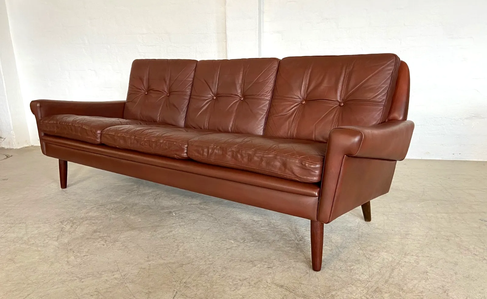 Vintage Danish Retro Svend Skipper 3 Person Sofa In Dark Cognac