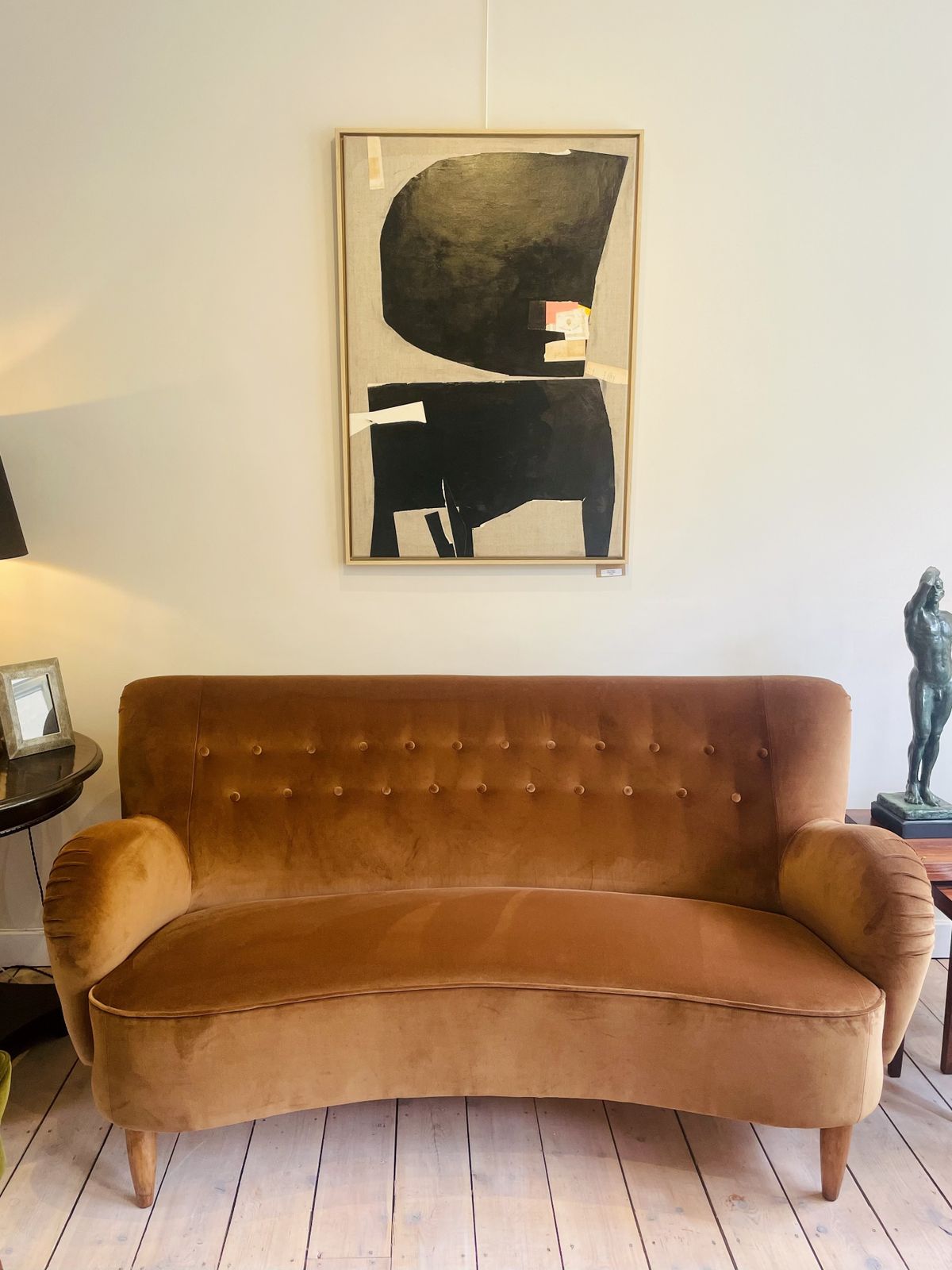 Swedish Mid Century Curved Sofa | Vinterior