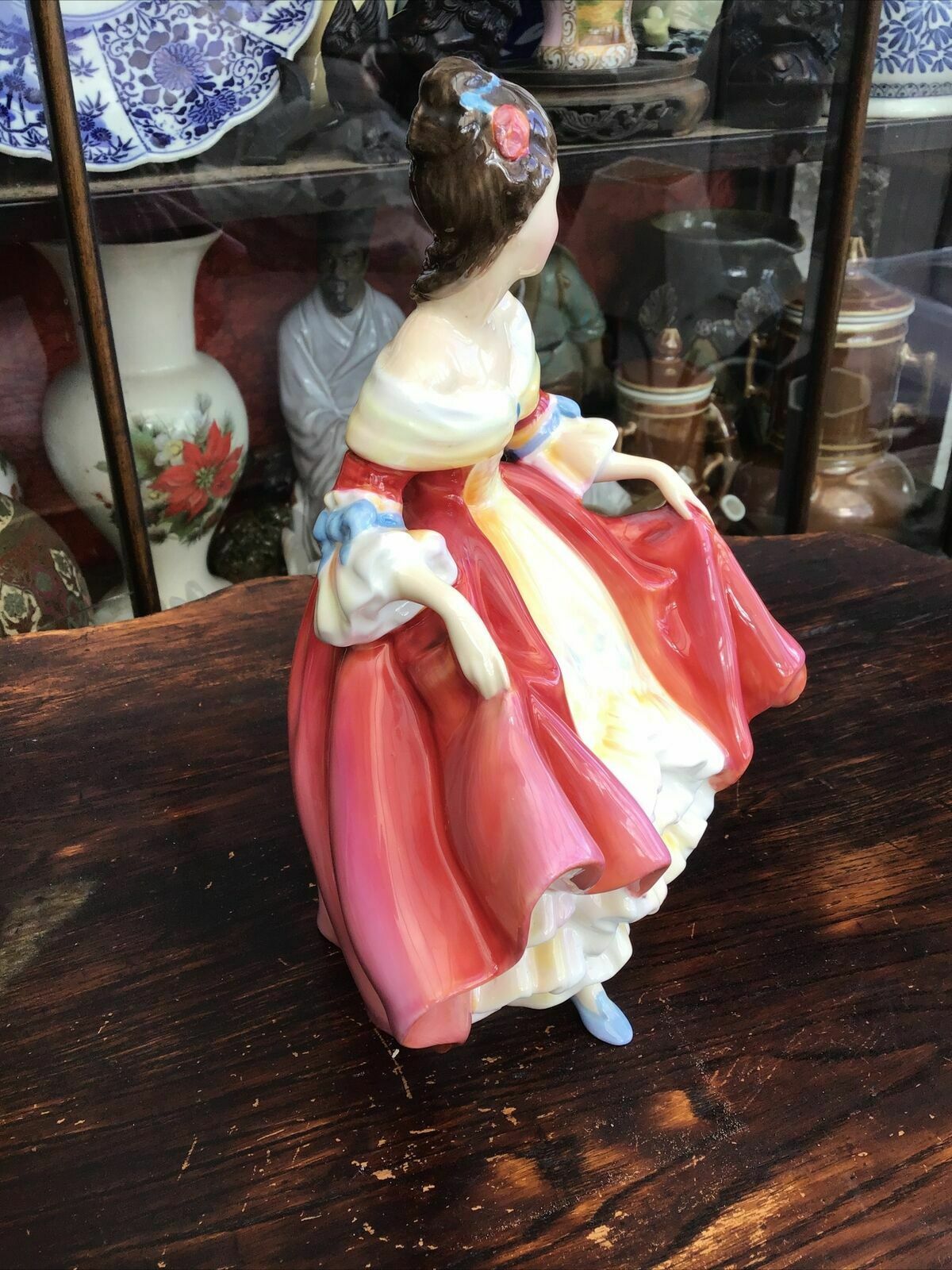 1957 Royal Doulton Figurine Hn2229 Southern Belle 8 Tall | Royal