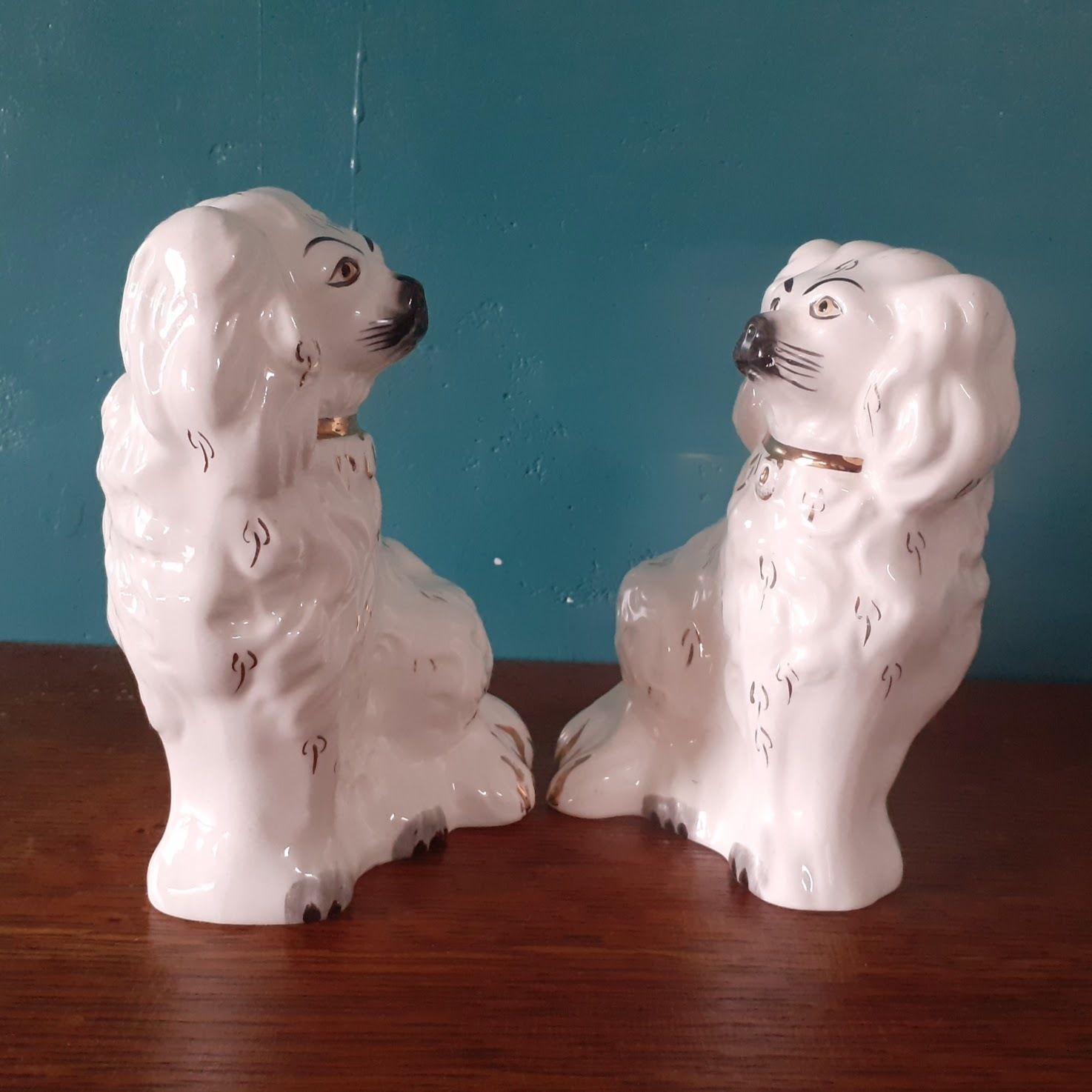 Mid Century Staffordshire 5.5