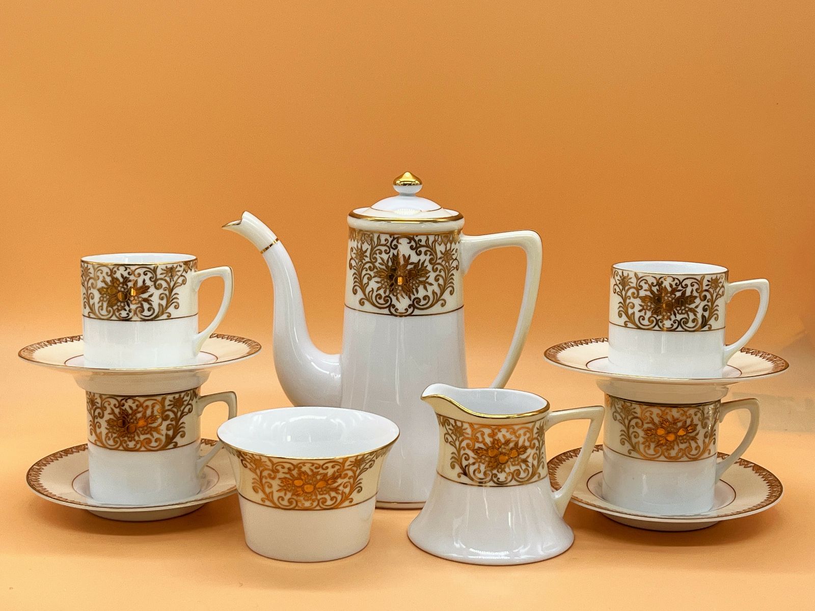 Antique Noritake Porcelain Beige And Gold Mosq Design 11 Piece