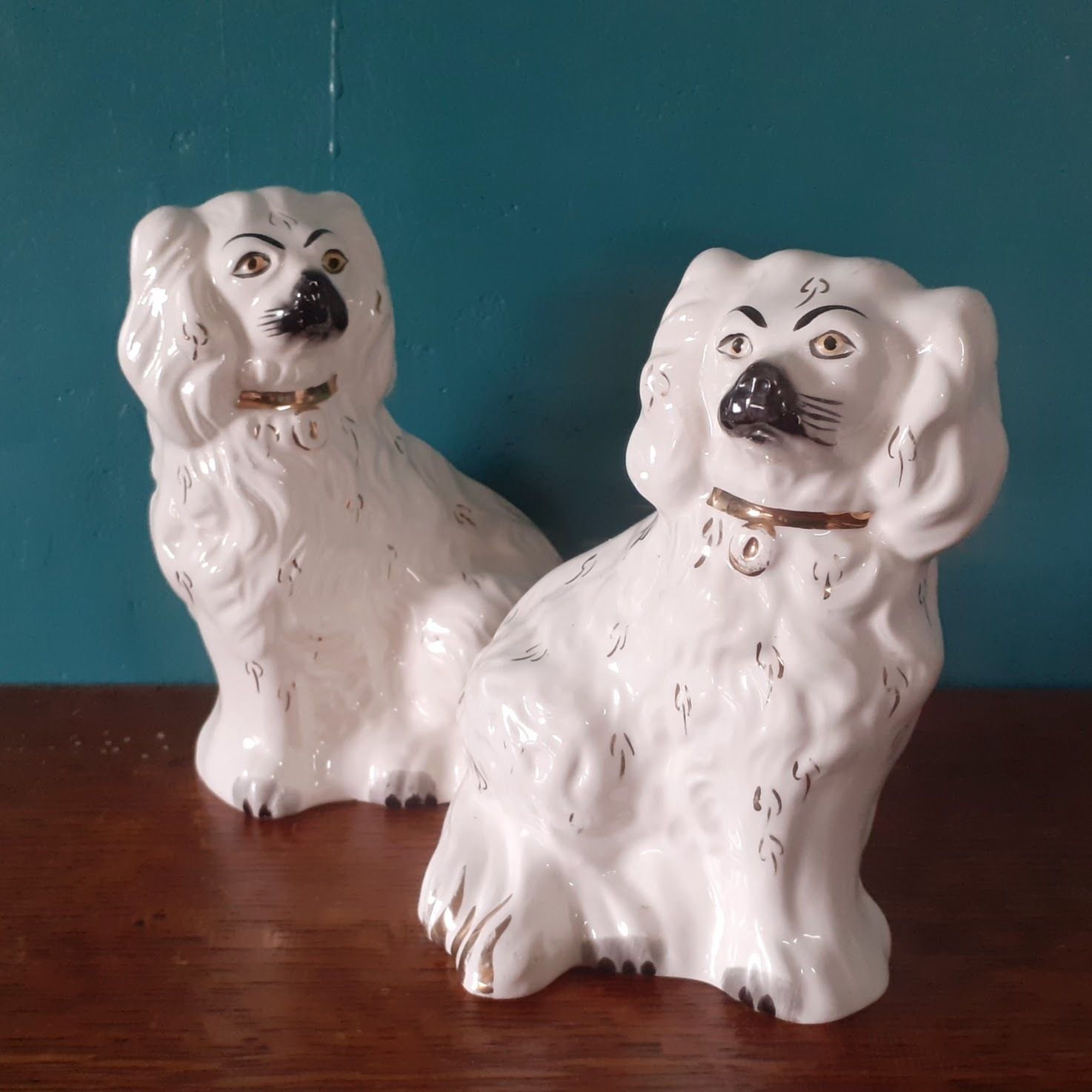 Mid Century Staffordshire 5.5