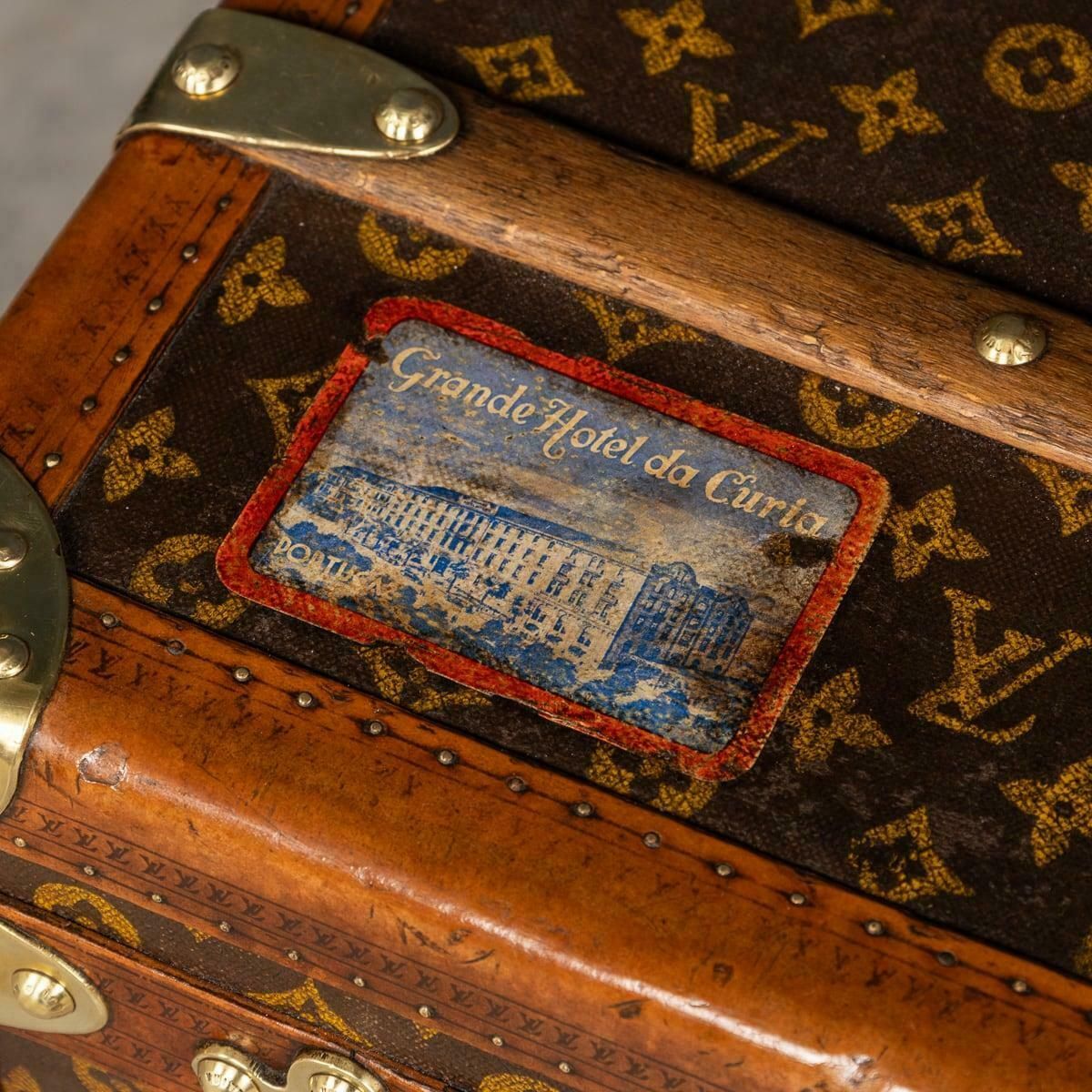 france antique -ベントウッドチェア- Antique 20th Century Louis Vuitton Trunk In Monogram Canvas