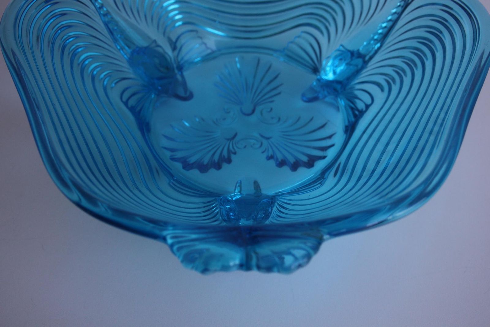 Rare Art Deco Glass Josef Inwald With Fish Feet Bowl Gorgeous Rich