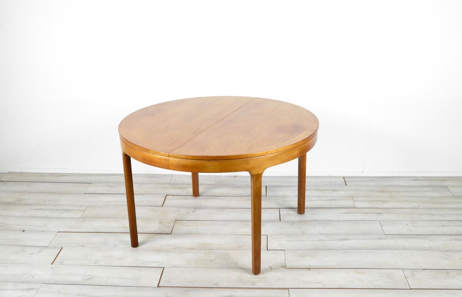 Midcentury Extending Round Teak Table By Nathan. Vintage Modern