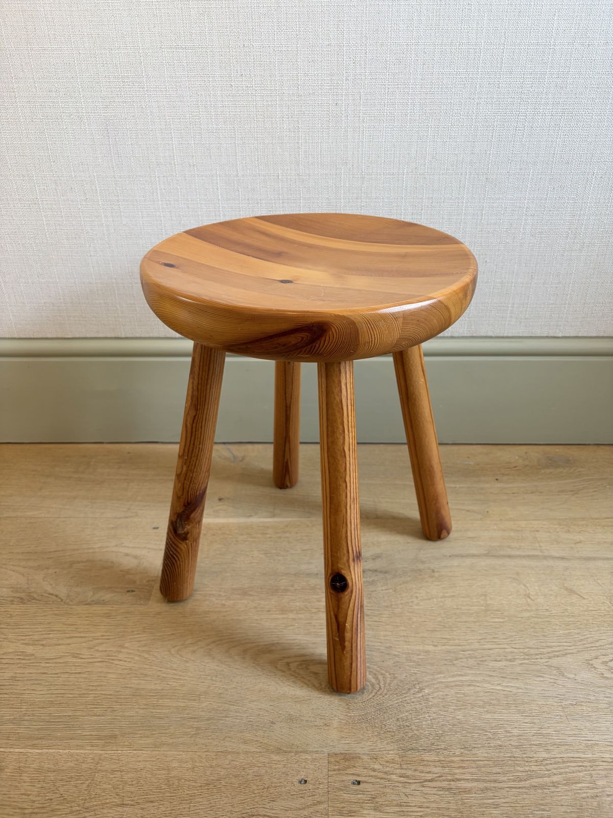 スツール Charlotte Perriand Tripod Stool French Tripod Stools