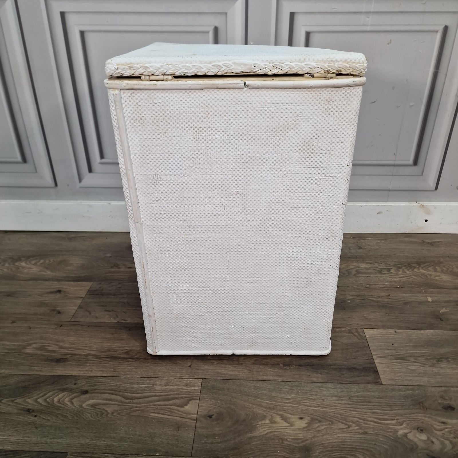 Vintage Corner Linen Basket White Laundry Bin Storage Box Retro