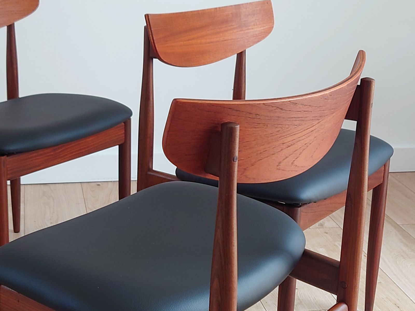 Mid Century Retro Kofod Larsen Dining Chairs For G Plan | Ib Kofod