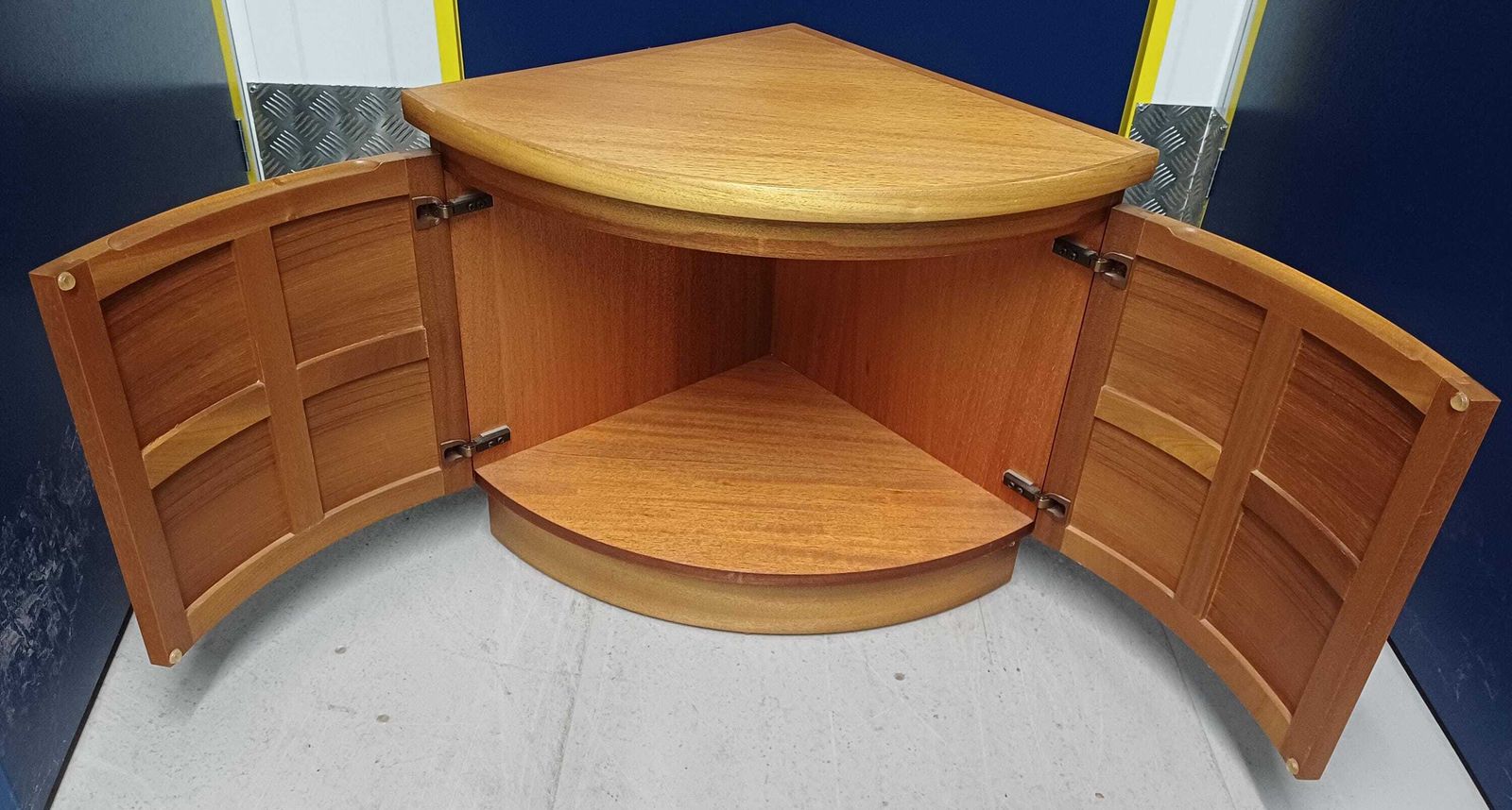 Nathan 5554 Low Corner Storage Unit Free Delivery Within 50 Miles ...