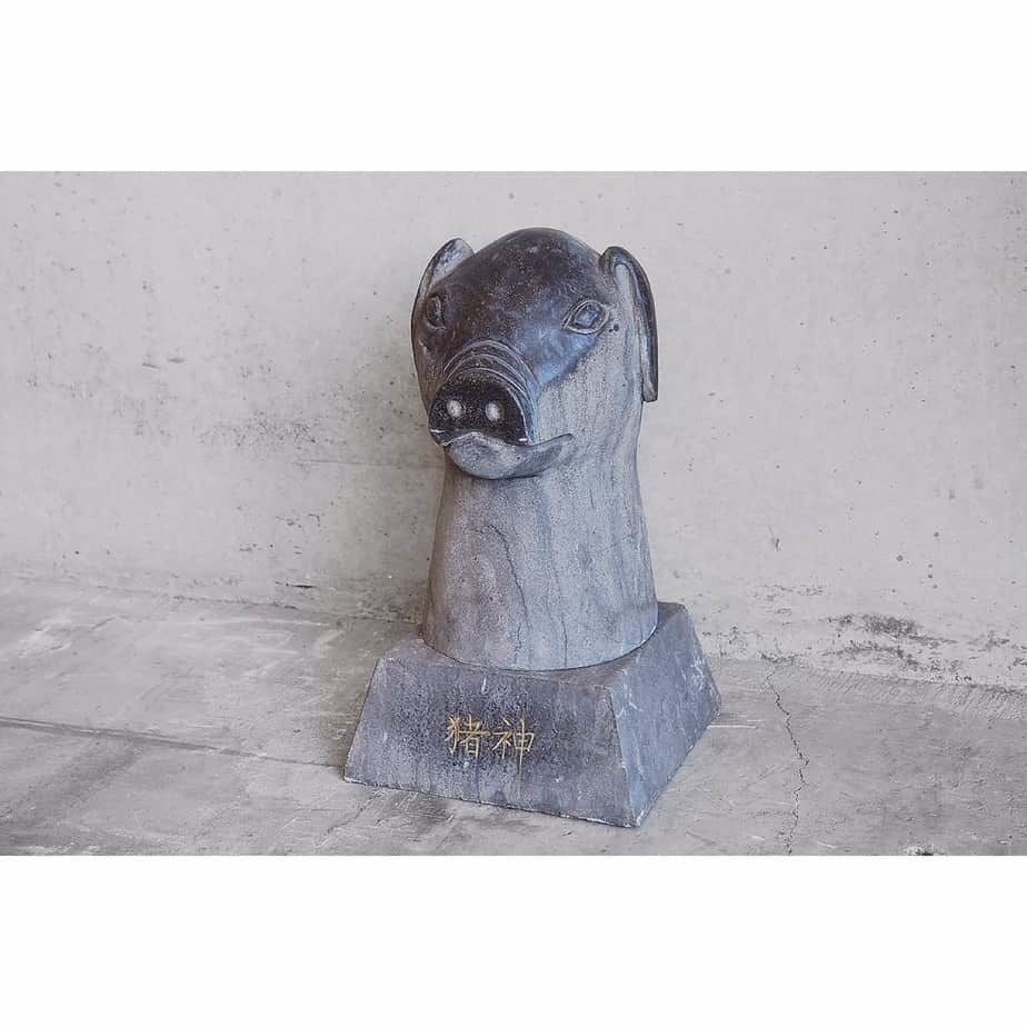 Oriental Stone Statue Of Chinese Zodiac Pig Sign | Vinterior