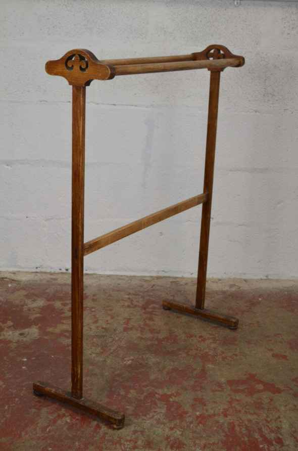 Towel ring towel rail holder, industrial towel bar cast iron Metal, wrought iron , wall, swivel, round, bathroom, vintage