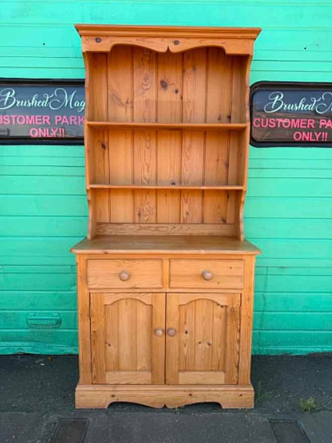 mini welsh dresser Small Welsh Dresser