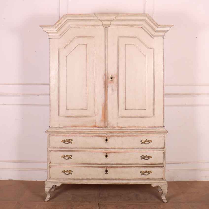 Vintage Linen Cupboards For Sale | Vinterior Vintage Linen Cupboards For Sale | Vinterior