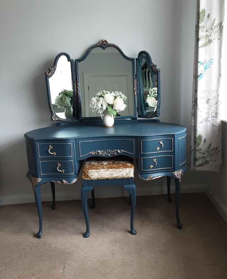 sachin and babi light blue dress Classic Louis XVI bedroom, capitonnè headboard with rich carvings, night  tables and dressing table with mirror, coordinated upholstered benches main image 0
