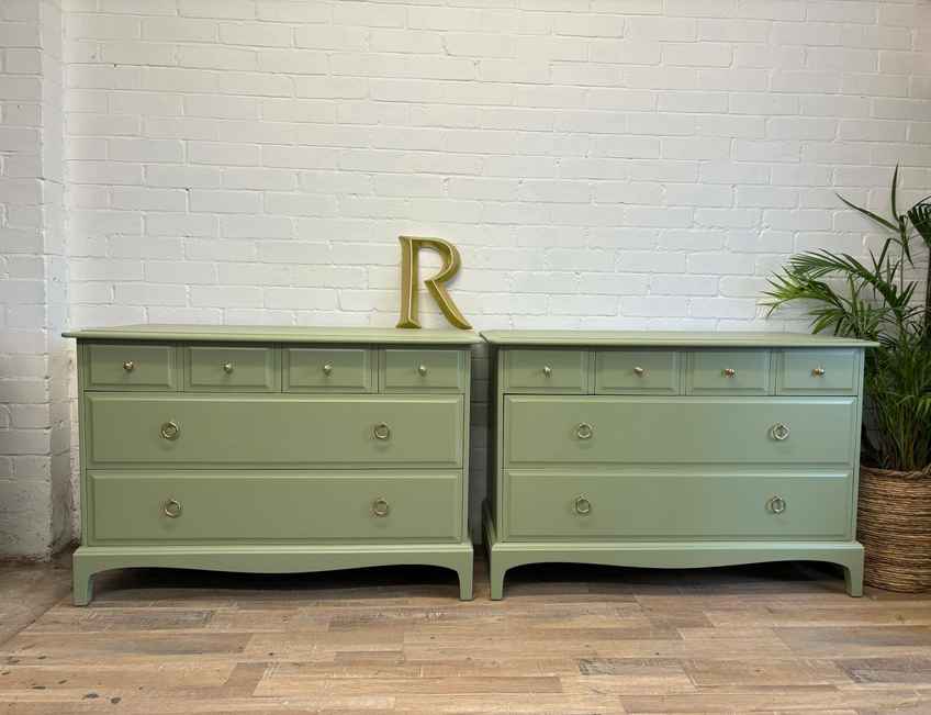 green emerald velvet dress Henley Scalloped Edge 6 Drawer Wide Dresser, Sage Green main image 1