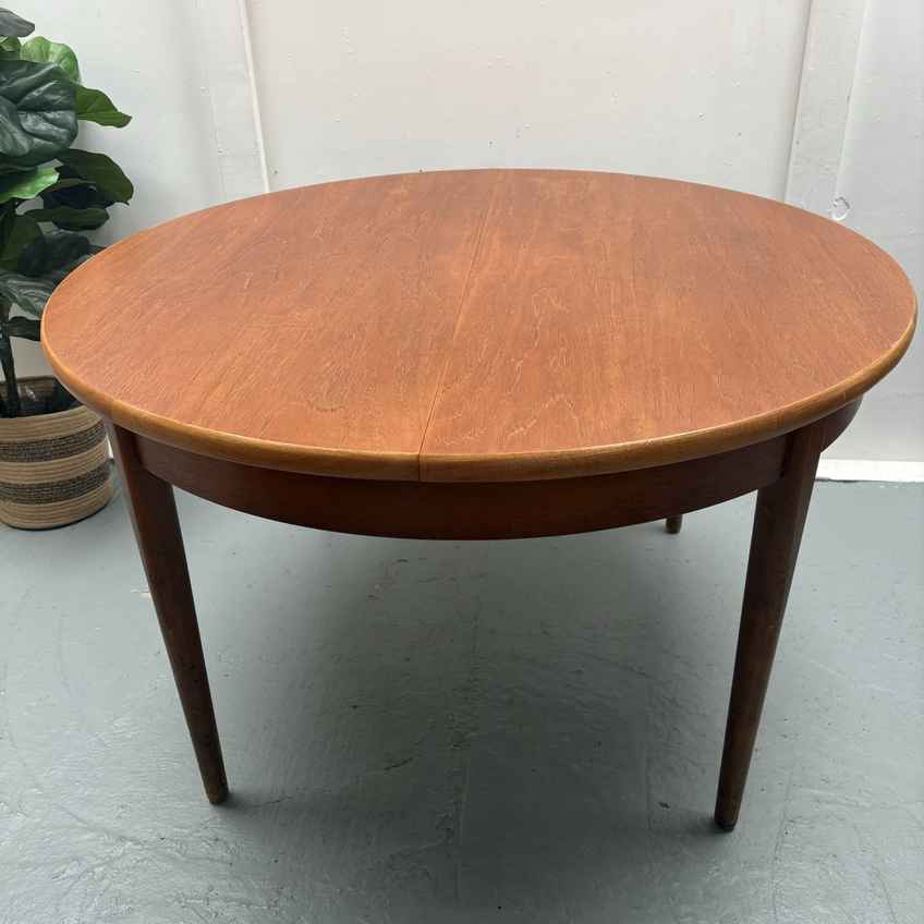 Mid Century G Plan Round Extending Teak Dining Table C.1960s | G