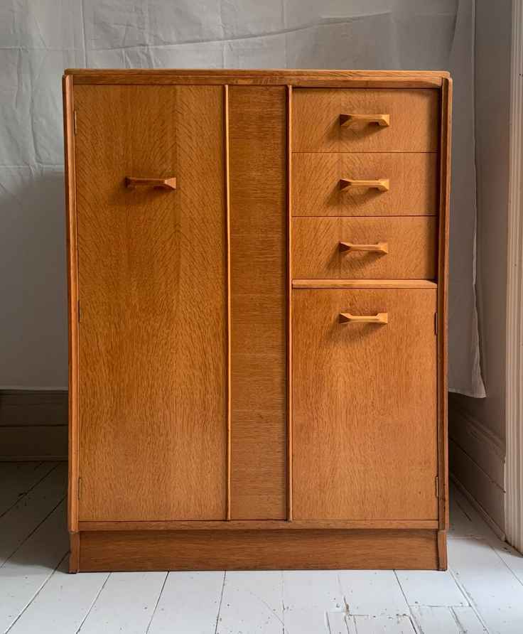 G Plan Fresco Triple Wardrobe In Teak – United Kingdom, 1960s | G