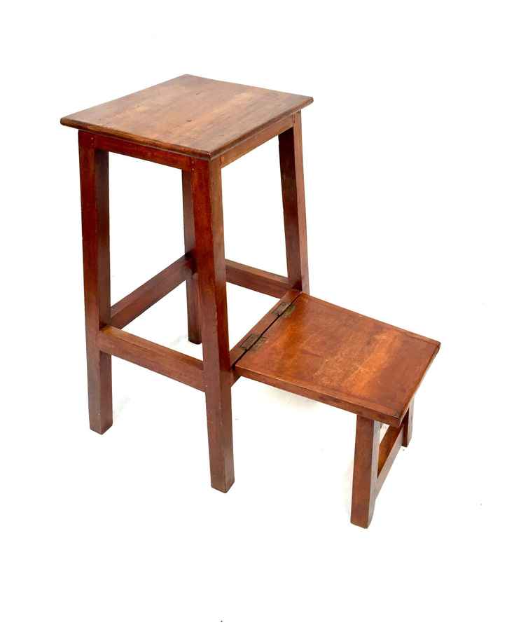Olof Ottelin Stools | Olof Ottelin | Vinterior