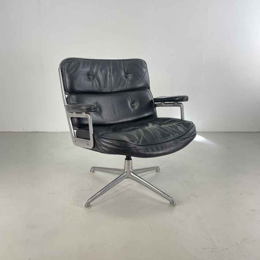 Herman Miller Eames Shell Chair | Charles & Ray Eames | Herman