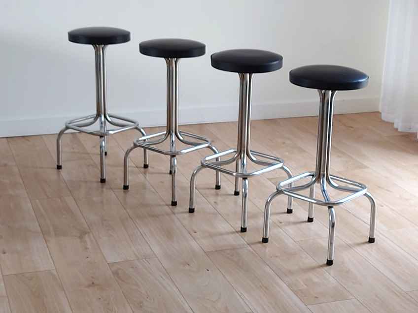 スツール Rare Vintage Space Age Design Bar Chair Industrial Vintage Leather Iron Bar Stool – Tang & Co.