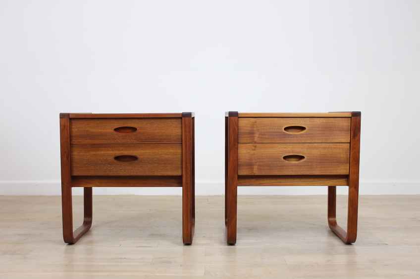 Vintage & Antique Bedside Tables For Sale | Vinterior