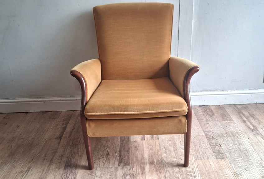 Parker Knoll Beautiful 1960's Papa Bear Wingback Armchair In