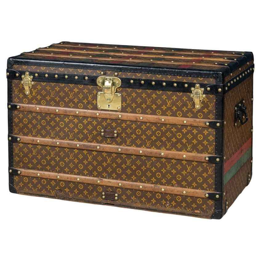 Rare 20th Century Louis Vuitton Car Trunk In Monogram Canvas