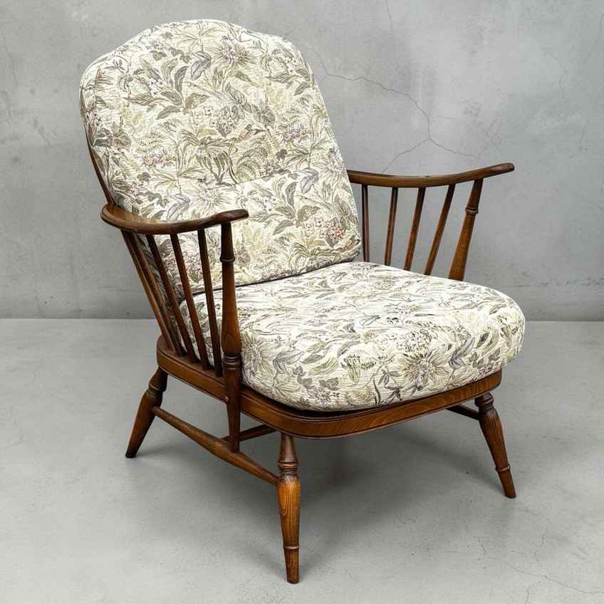 Ercol 524 Armchair | Ercol | Vinterior