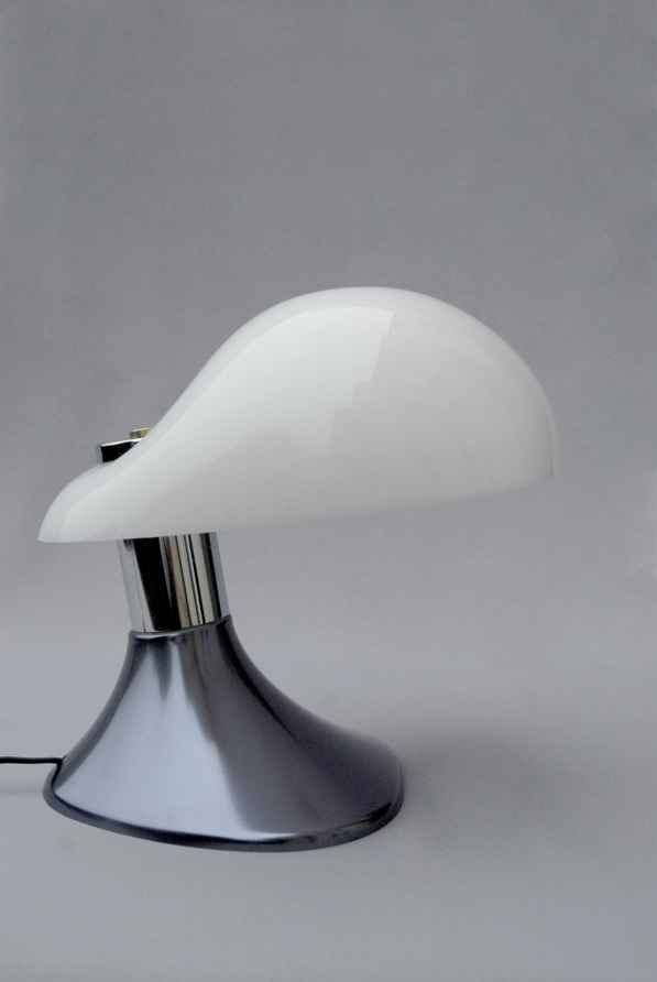 Pair Harvey Guzzini Elpis Mushroom Table Lamps 1970s Italy