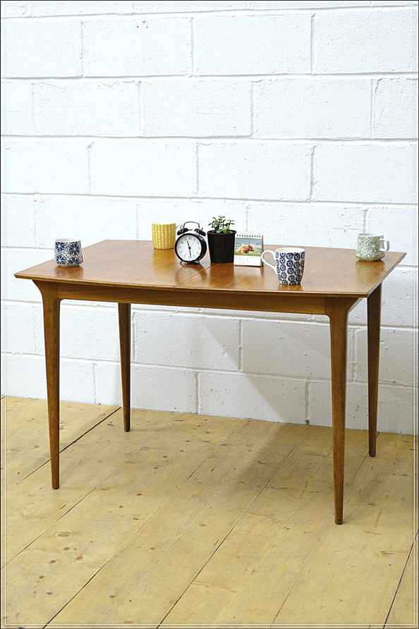 Vintage & Antique Dining Tables For Sale | Vinterior