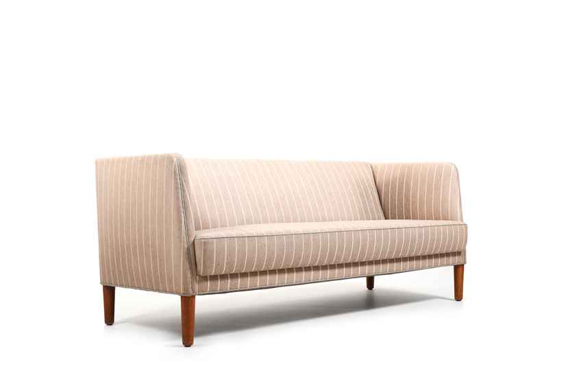 Shop Iconic Hans J. Wegner Chairs | Vinterior