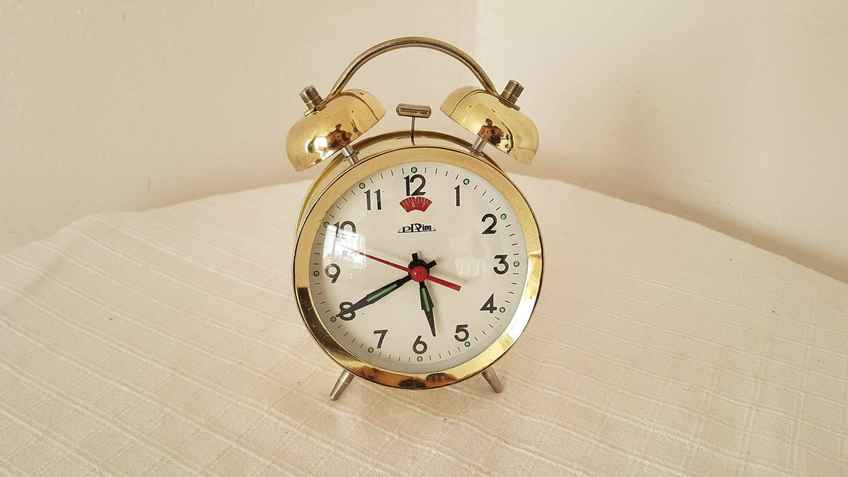 Vintage Mechanical Alarm Clock Prim Czechoslovakia 80s | Vinterior